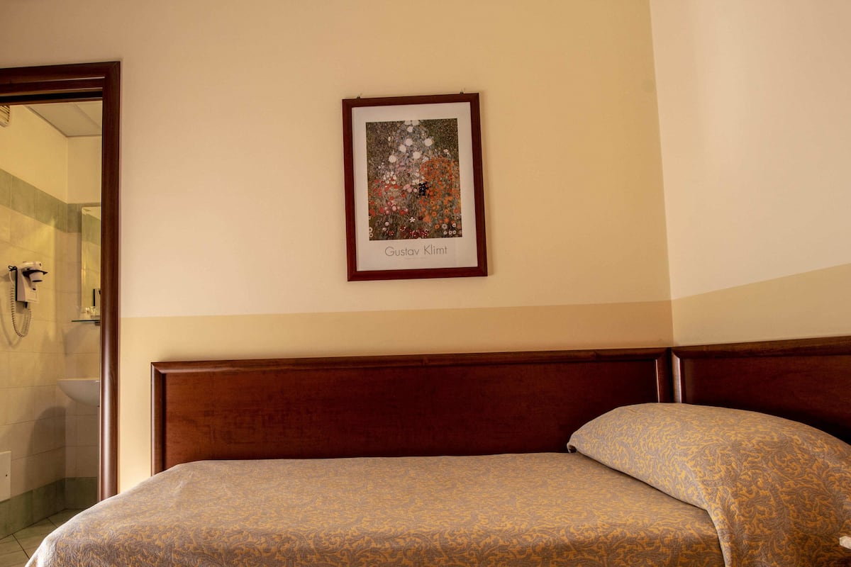 Minibar, in-room safe, desk, soundproofing