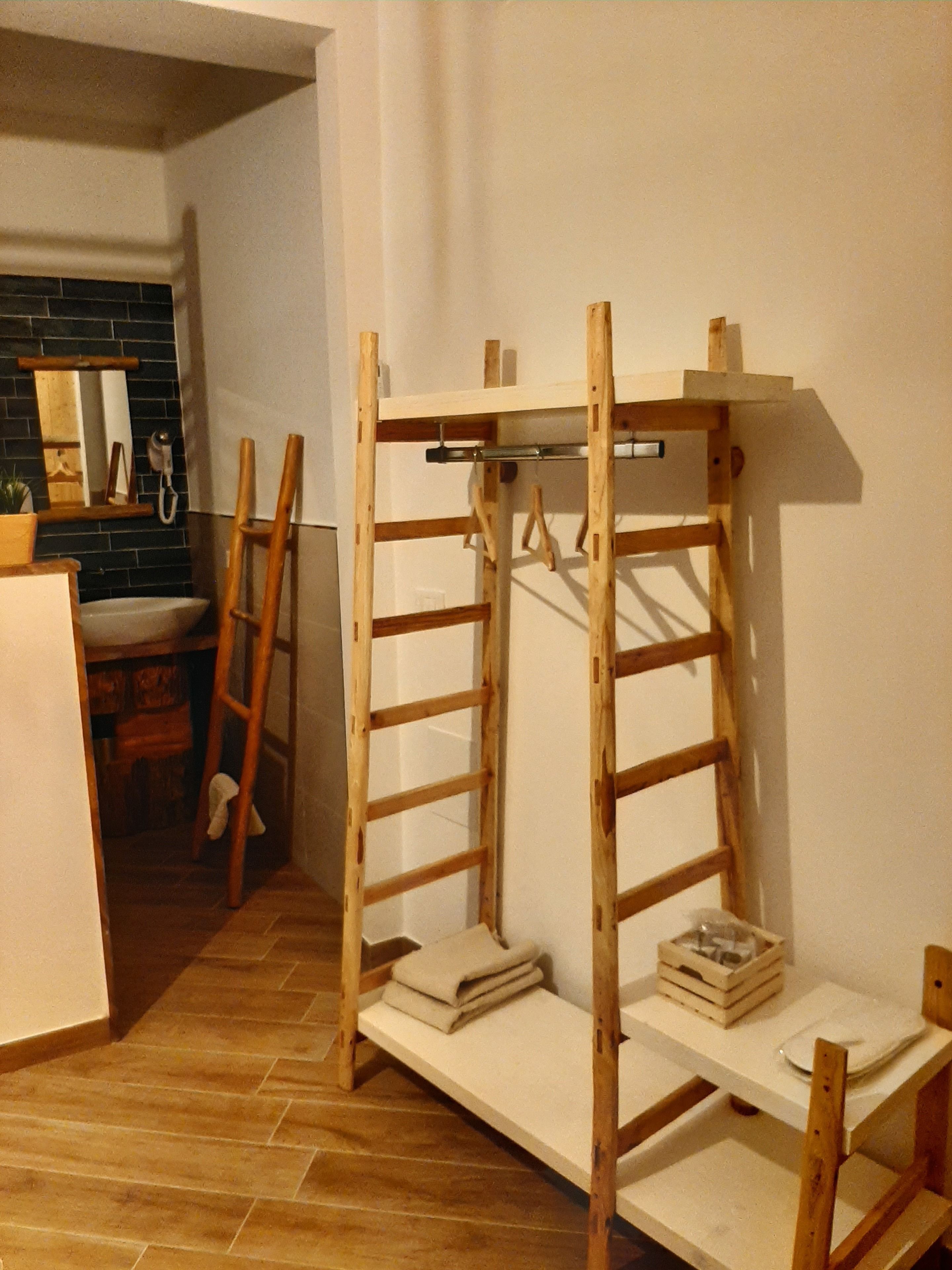 Comfort Room | Premium bedding, down comforters, memory foam beds