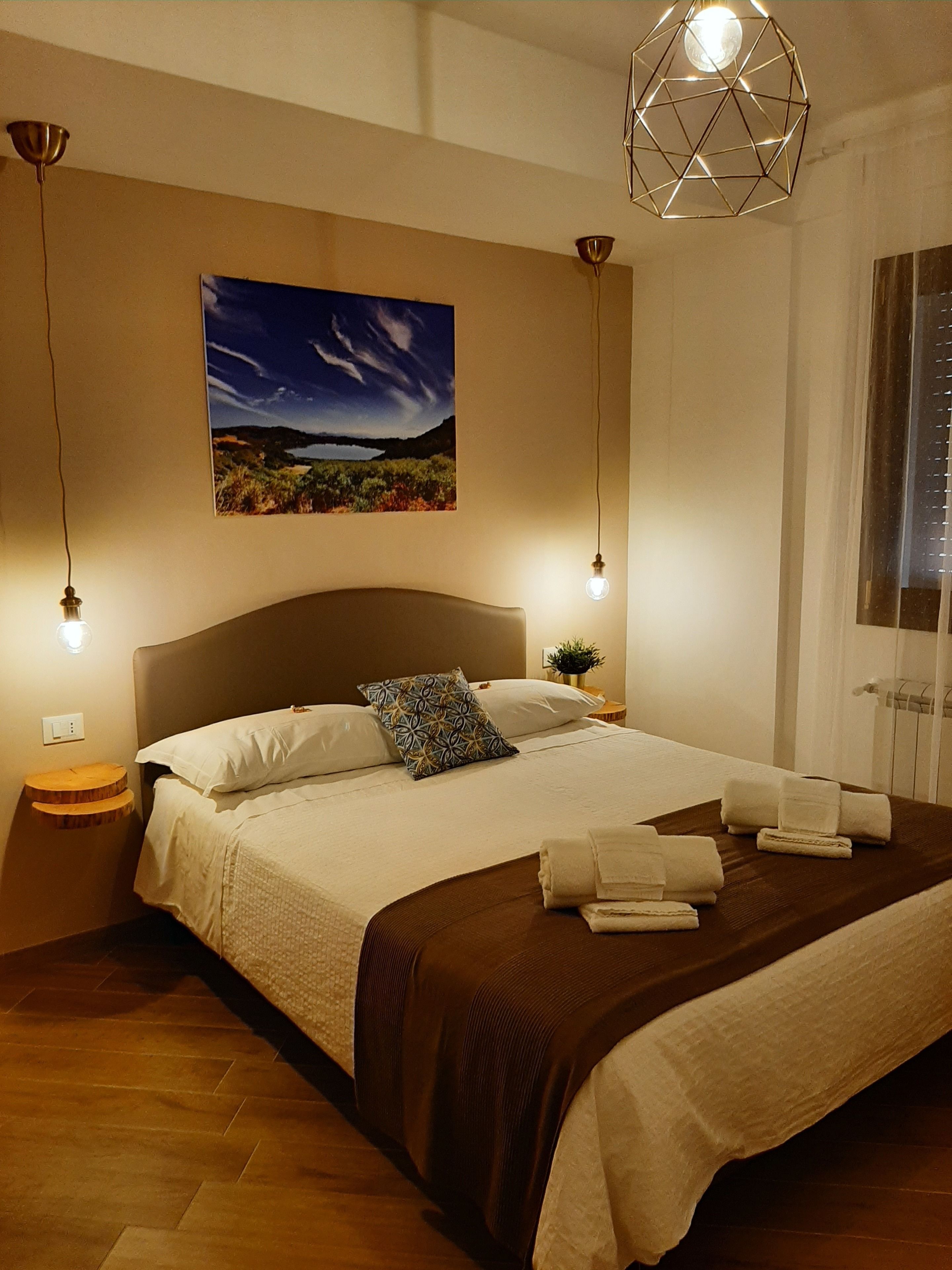 Comfort Room | Premium bedding, down comforters, memory foam beds