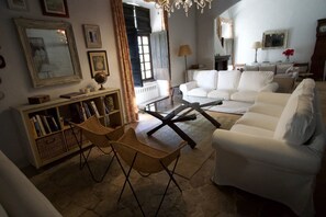 Siddeområde i lobbyen