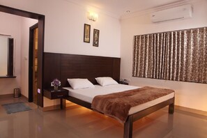 1 habitación, camas extra y ropa de cama