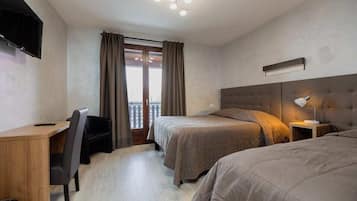 Standard Triple Room | Cribs/infant beds, rollaway beds, free WiFi, bed sheets