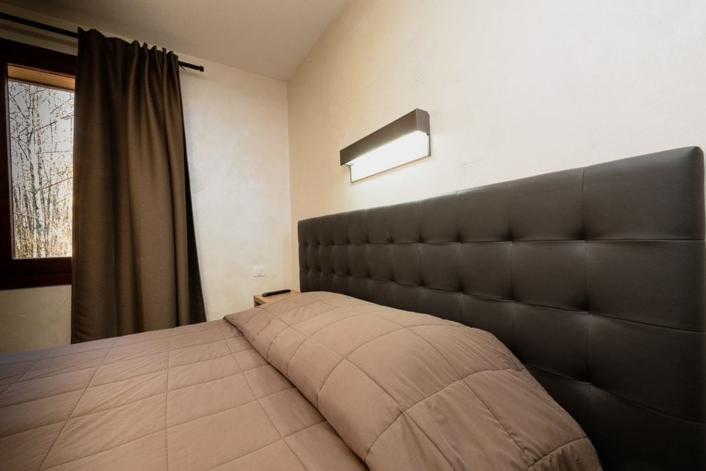 cots/infant beds, rollaway beds, free wifi, bed sheets