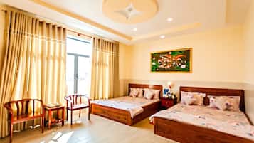 Standard Double or Twin Room | Minibar, rollaway beds, free WiFi, bed sheets