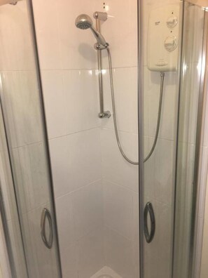 Douche de la salle de bain