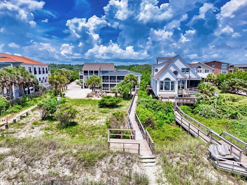 Oceanfront Ground Level Duplex, Beach Boardwalk, Screened Porch, Dog Friendly