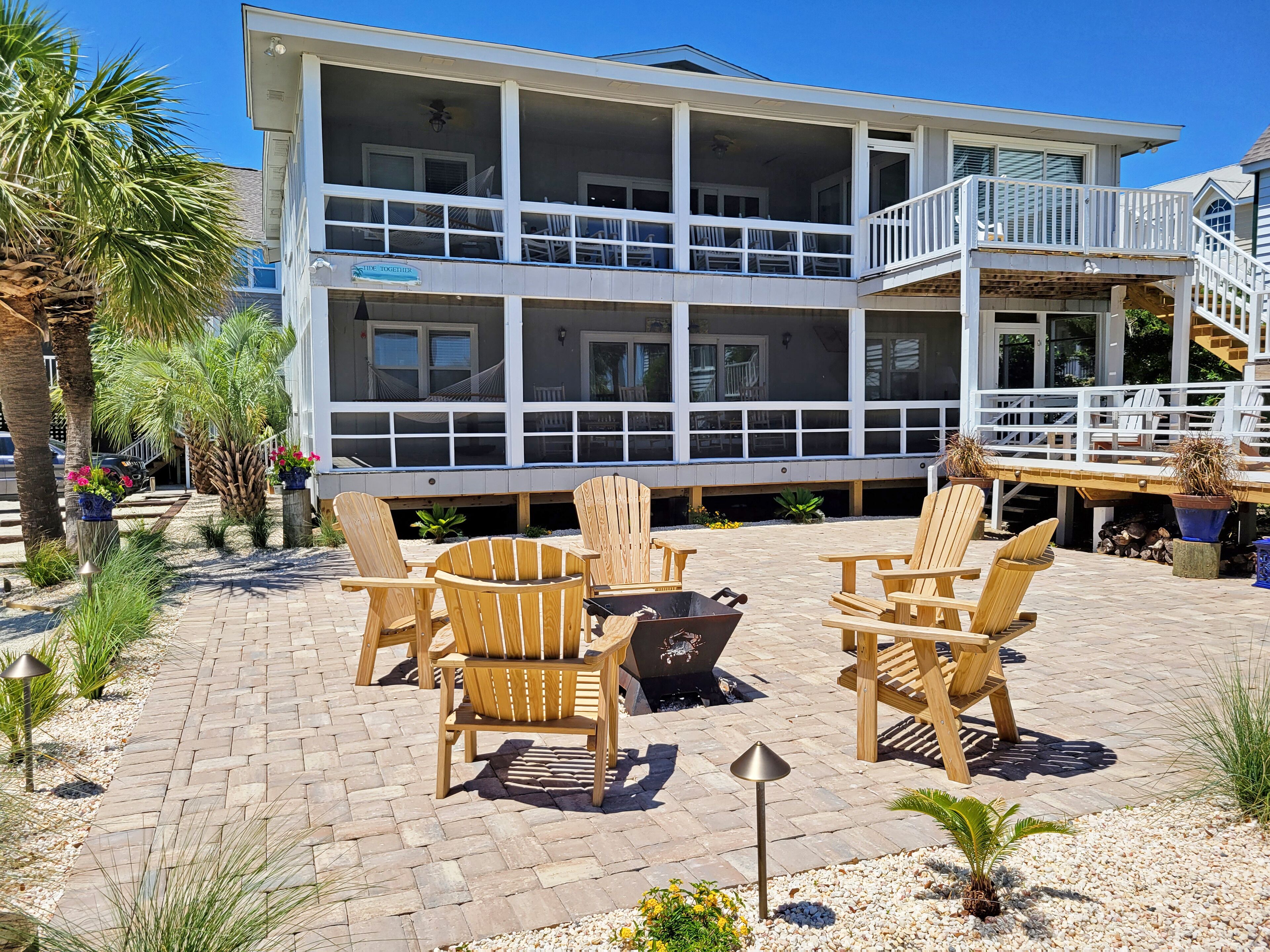 Oceanfront, ground level beach duplex, boardwalk, screened porch, dog friendly