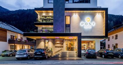 Post Hotel