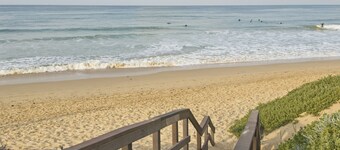 Modern Seaview Apartment