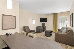 Suite, 1 King Bed | 1 bedroom, desk, laptop workspace, blackout curtains - Candlewood Suites Newnan - Atlanta SW by IHG (Newnan)