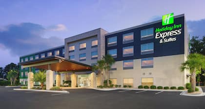 Holiday Inn Express & Suites Brunswick by IHG