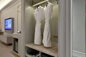 Privilege, Room, 2 Twin Beds | Free minibar, in-room safe, desk, blackout drapes