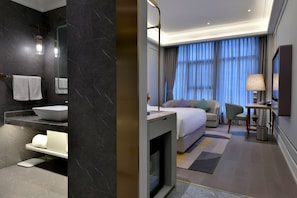 Superior Room, 2 Twin Beds | Free minibar, in-room safe, desk, blackout drapes