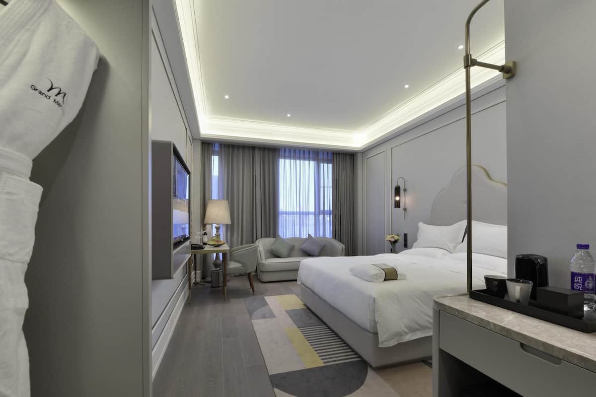 Privilege, Room, 1 King Bed