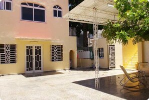 Fachada da propriedade