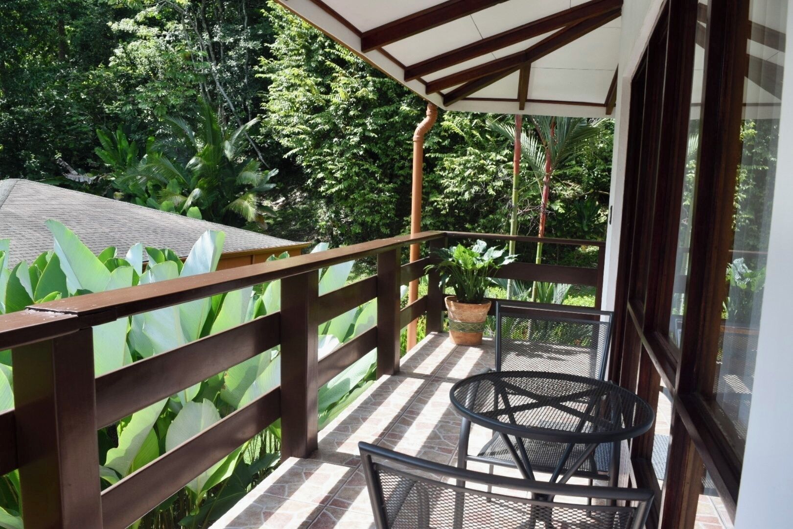 Premium Double Room, 1 King Bed, Balcony | Pillowtop beds, in-room safe, iron/ironing board, free WiFi