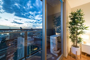 Apartment, 1 Bedroom | City view