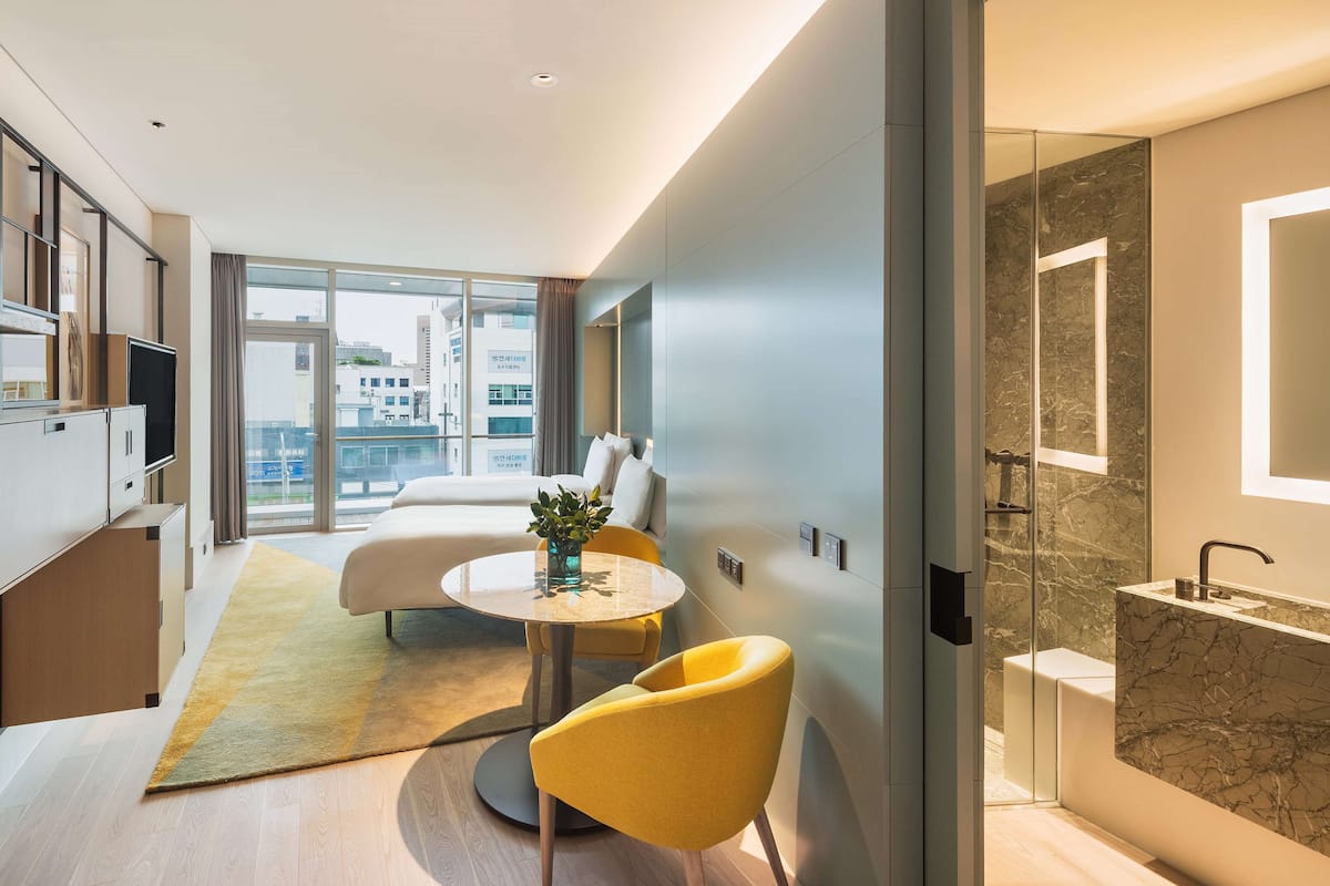 standard room, 2 single beds, balcony | 1 bedroom, hypo-allergenic bedding, free minibar items, in-room safe