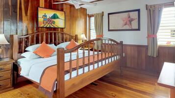 5 bedrooms, iron/ironing board, WiFi, bed sheets