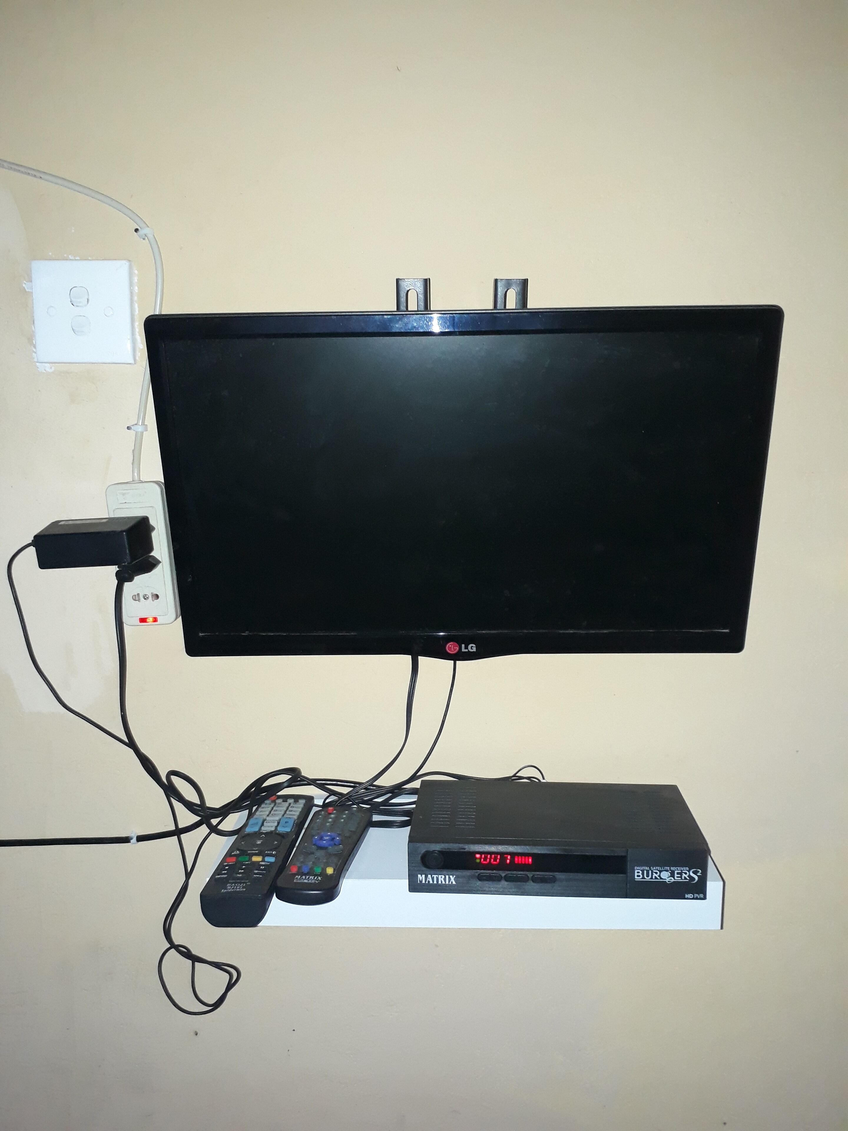 TV