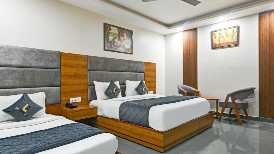 Hotel Akshat by Kelvish Hotel