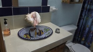 Dusche, Handtücher, Toilettenpapier