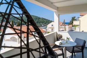 Apartment (Superior 1 Bedroom Apt with Balcony) | Balcony - Apartments Swallow's Nest (Dubrovnik)