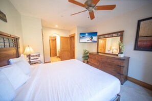 2 bedrooms, iron/ironing board, WiFi, bed sheets - Mountain View, Near Bike Park, Summer Festivals (Keystone)