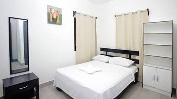 1 bedroom, individually furnished, iron/ironing board, free WiFi