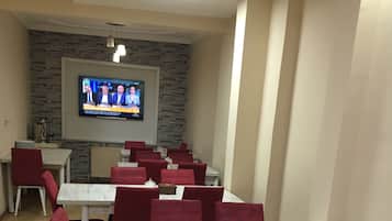 包每日自助早餐