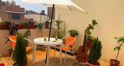 AIRPORT EXPRESS HOMESTAY