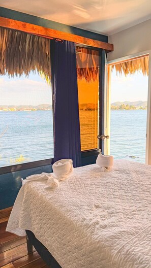 Deluxe Cabin - Mayan Spirit (Flores)