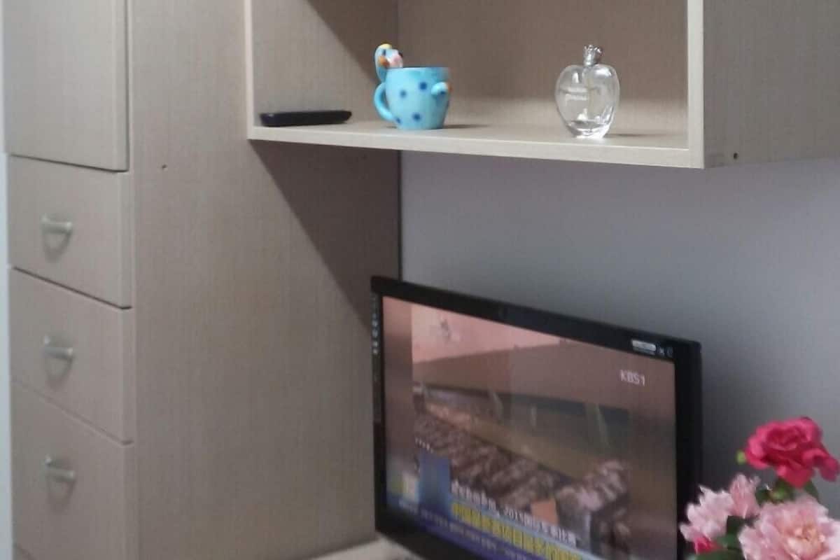 Desk, iron/ironing board, free WiFi, bed sheets