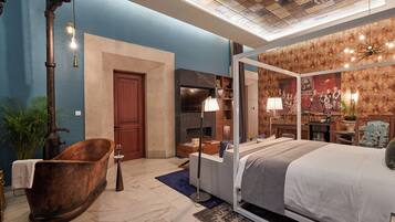 Condes de Zevallos | 1 bedroom, Egyptian cotton sheets, premium bedding, down comforters