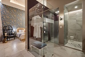 Mulata de Córdoba | Fürdőszoba | Zuhanyzó, hidromasszázs-zuhanyzó, designer piperecikkek és hajszárító