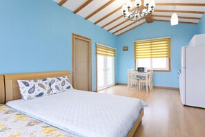 Studio, 2 Double Beds (201) | Free WiFi - Gyeongju Toham Mountain Rock Pension & Glamping (Gyeongju)