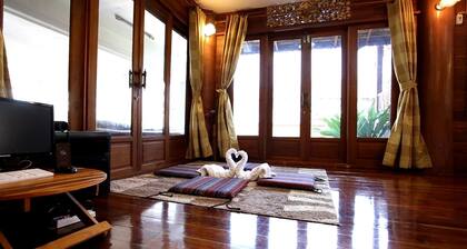 Rean Thai Manee Lanna Chaing Mai