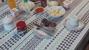 Free daily continental breakfast - La Ruta del Jazz (Santa Cruz)