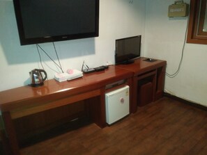 Deluxe Double Room | Room amenity