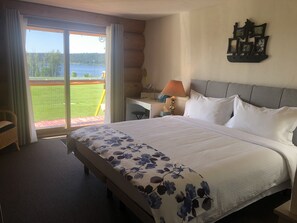 King Room | 1 bedroom, premium bedding, Select Comfort beds, individually decorated - Cariboo Log Guest House (Lac La Hache)