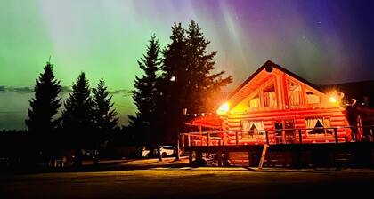 Cariboo Log Guest House
