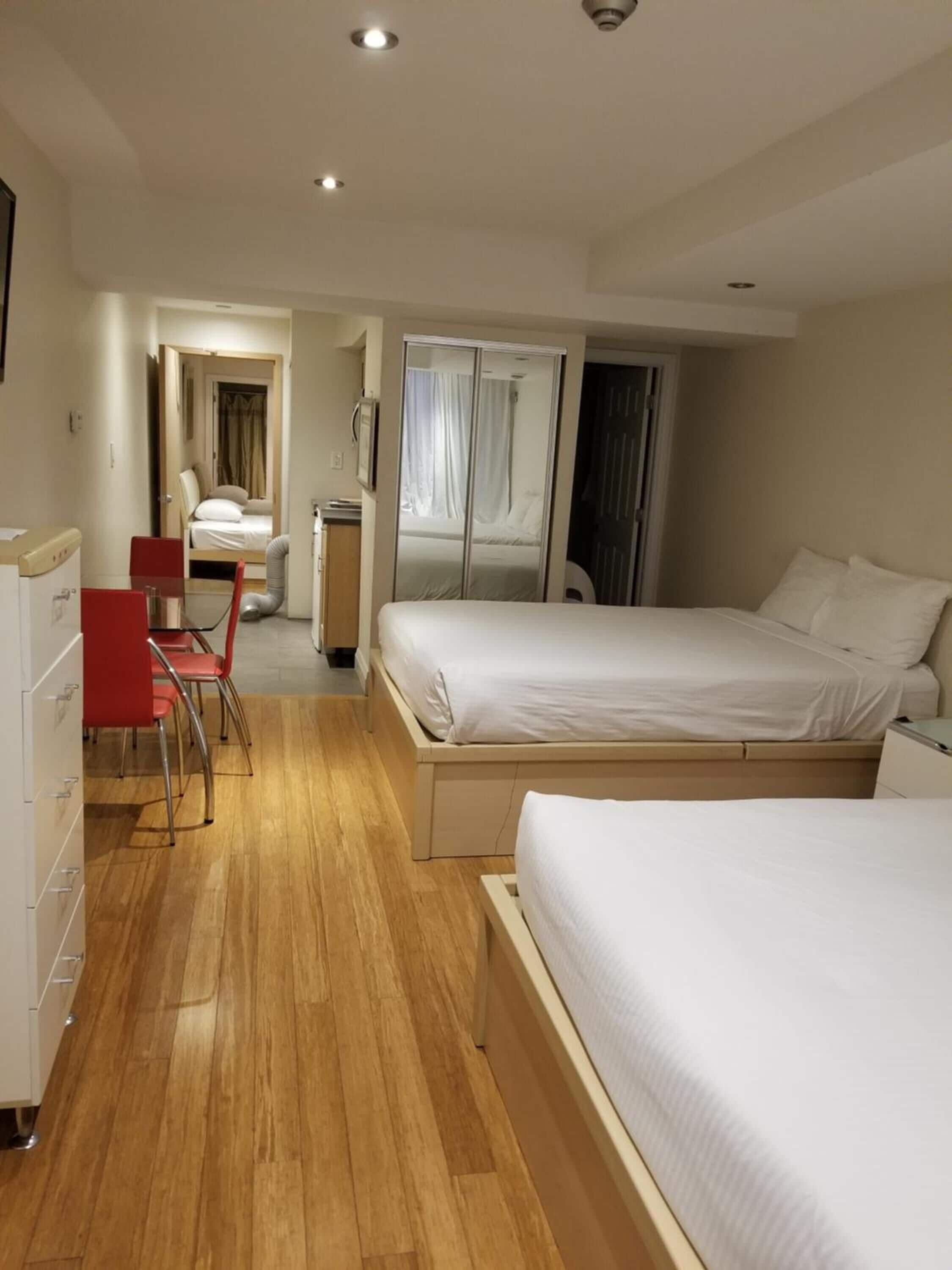 Photo - Dragon Gate Inn