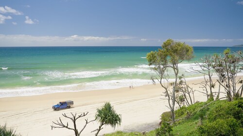 43 Satinwood Drive - Rainbow Shores. Pet Friendly and Air Conditioned!