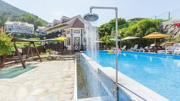 Seasonal outdoor pool