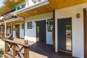 Property entrance - Geoje Patio Pension (Geoje)