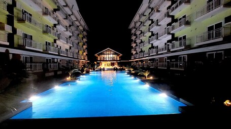 Piscina techada o al aire libre