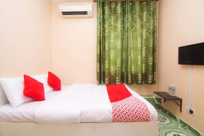 Deluxe Double Room | Free WiFi, bed sheets