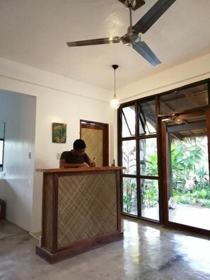 Lobby - Secret Spot Siargao - Hostel (General Luna)