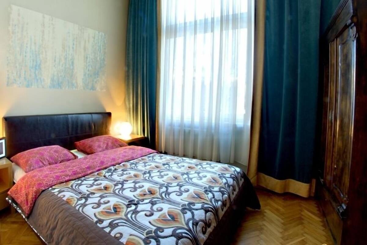 Hypo-allergenic bedding, laptop workspace, iron/ironing board