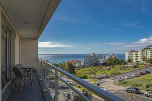 City-Apartment, 1 Schlafzimmer, Balkon, Meerblick | Strand-/Meerblick